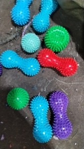 出售PVC瑜伽球，硬料不破碎，软质PVC破碎料