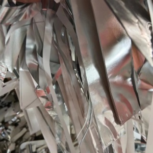 出售烟厂下来的镀铝纸边角料