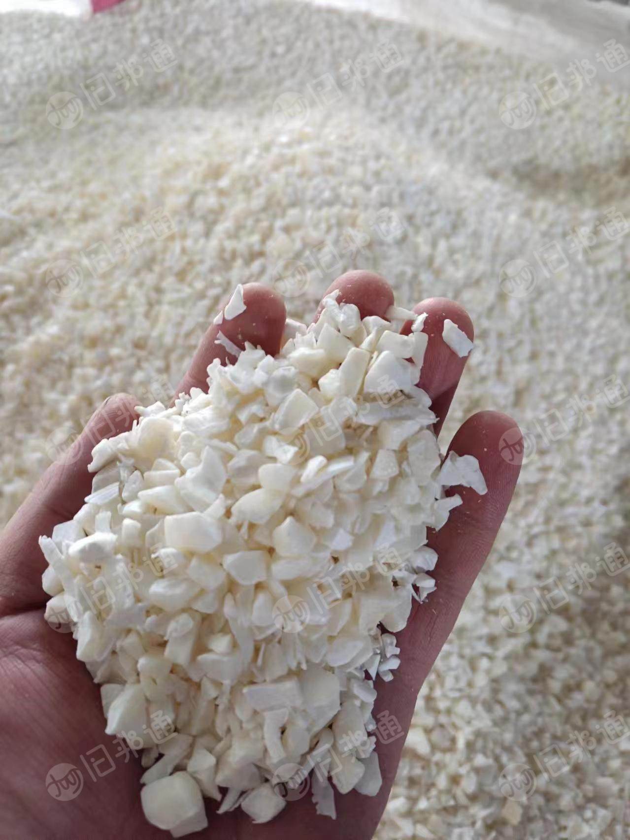 出售一级ABS本色破碎料,二级黄色破碎料