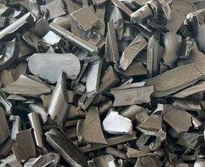 长期出售双六尼龙破碎料