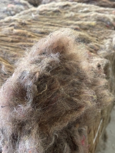 出售工业丝,吊装带,开花料,黄金,无纺布料