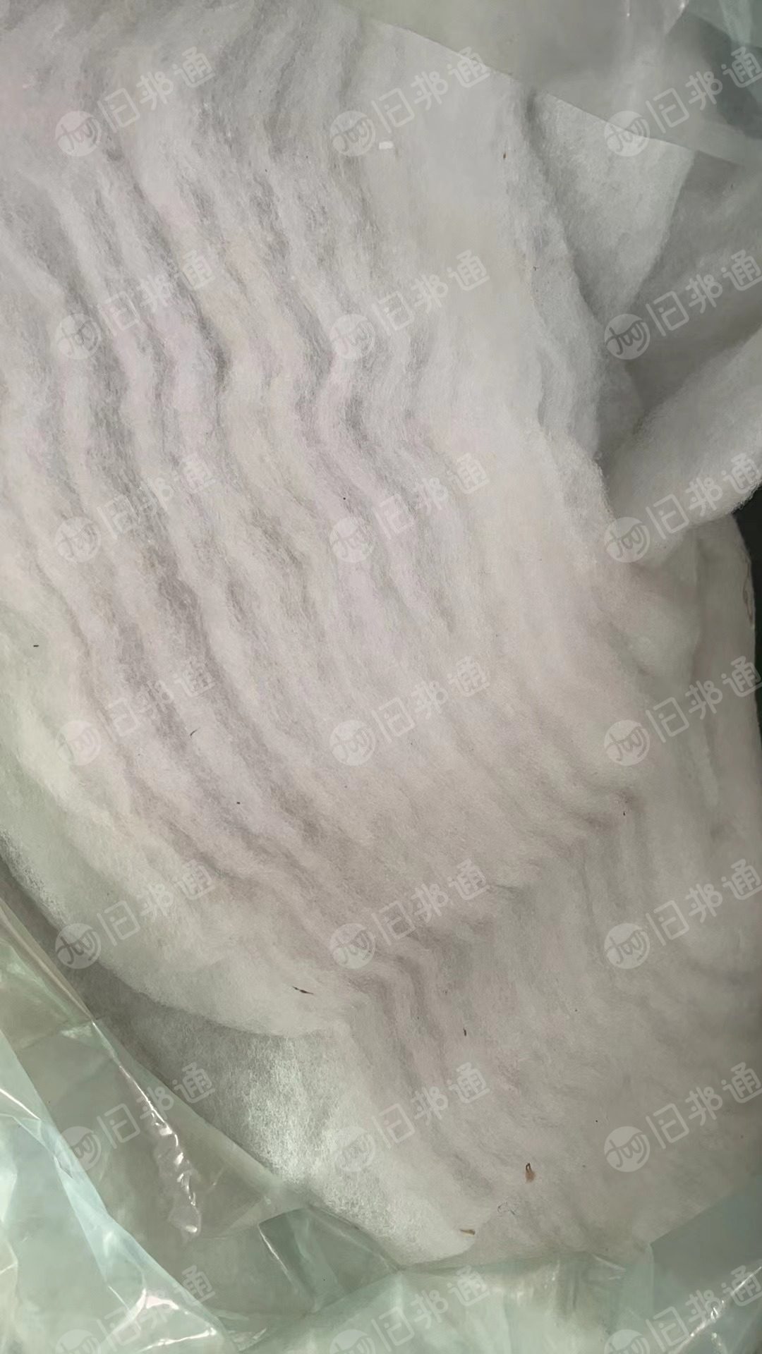 出售喷胶棉和羽绒棉，喷胶棉有9包，羽绒棉有6包，货在河北邯郸