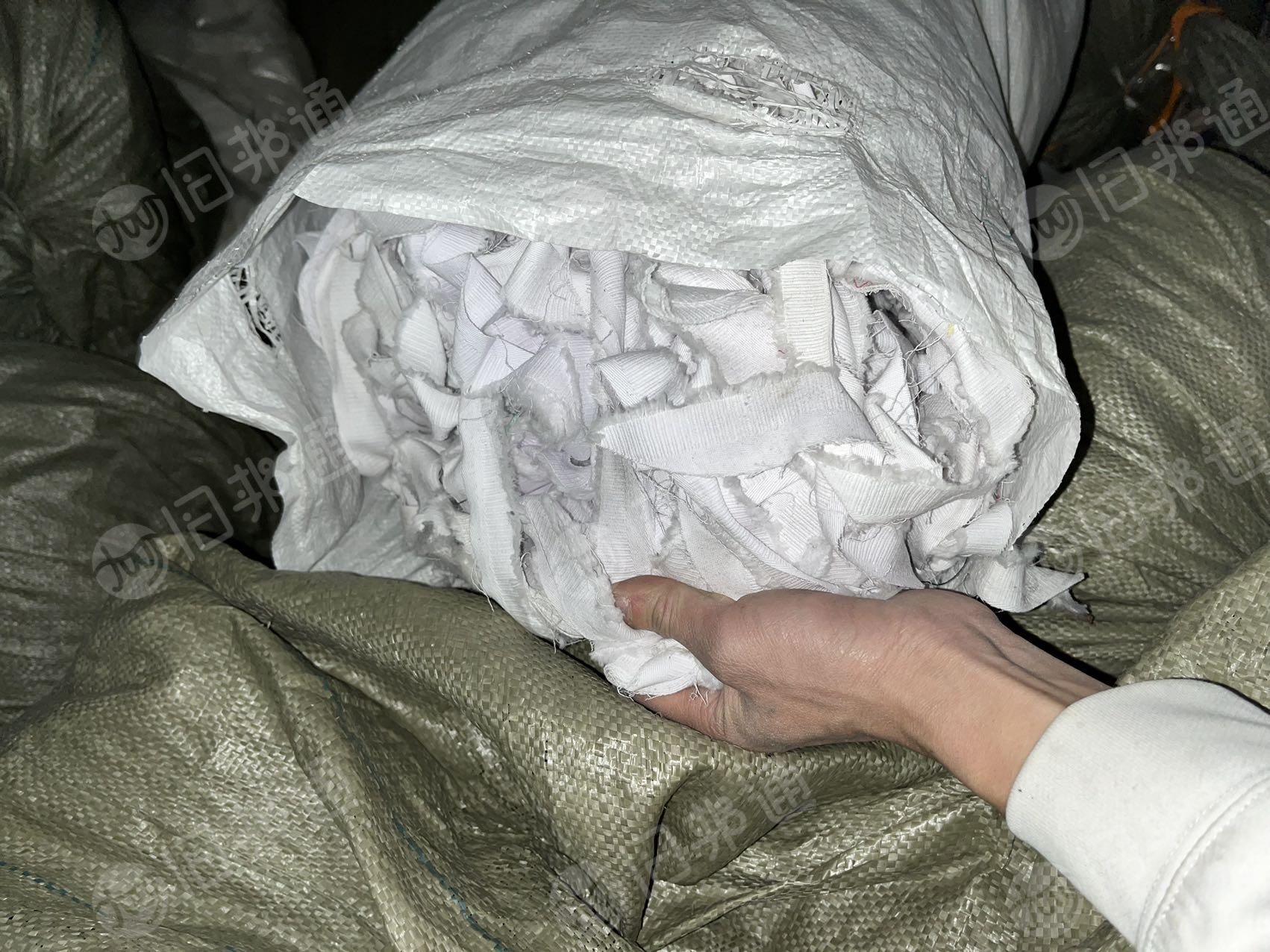 出售针织碎布,梭织碎布,全棉碎布,现货七八吨,