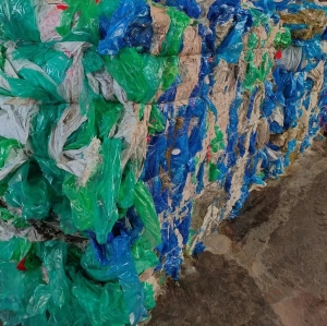 出售丙乙混合料，月供500吨