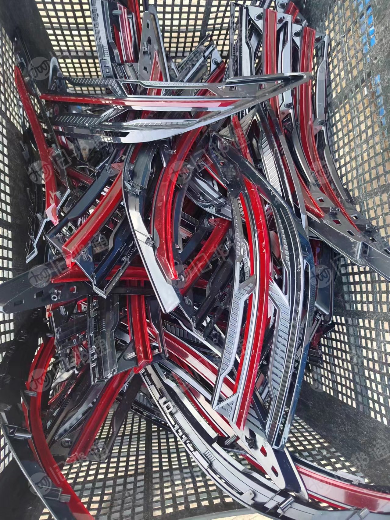 出售PC合金废料,ABS汽车配件料