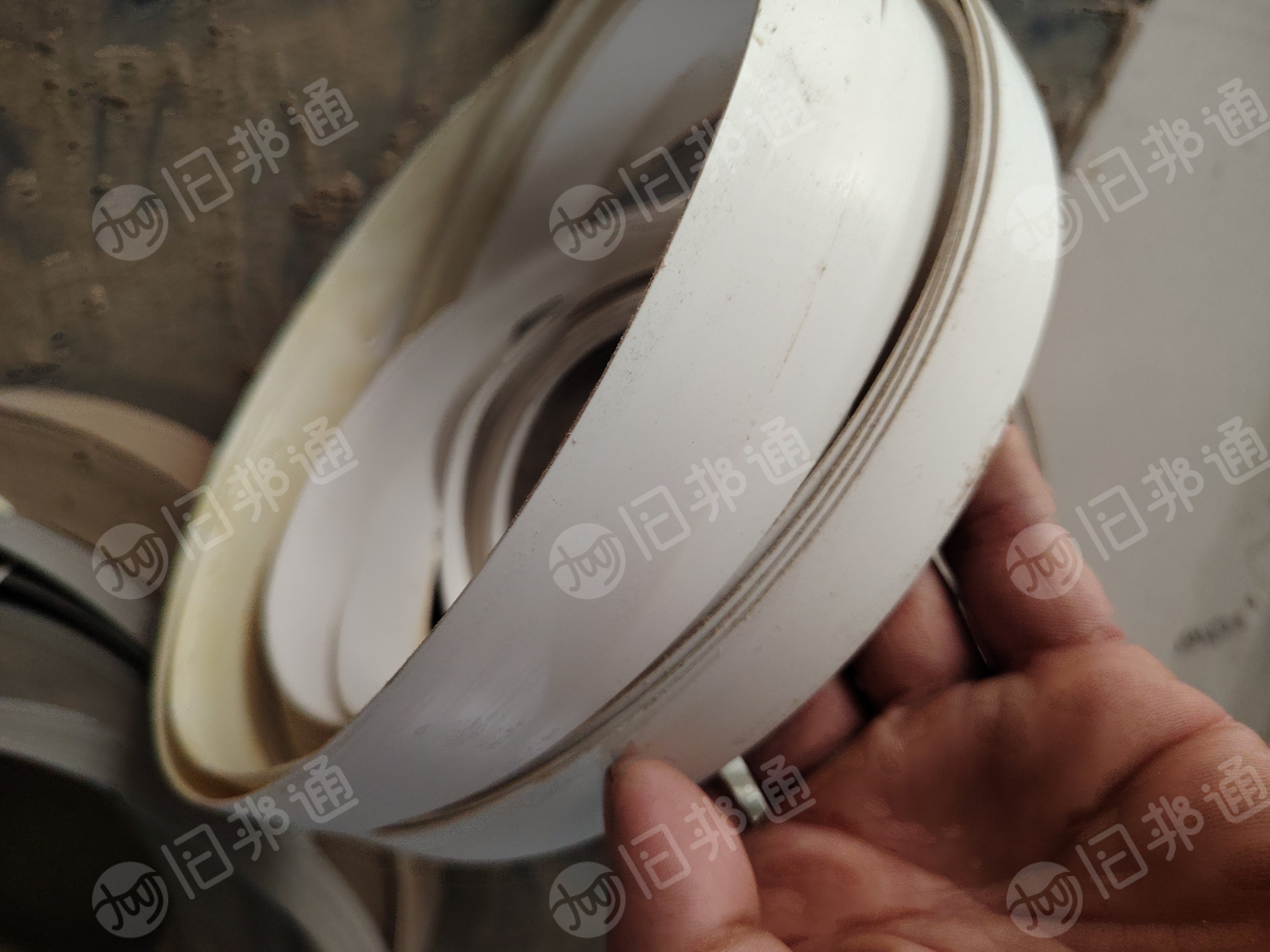 长期出售PVC封边沫,可囤。现货2吨左右。