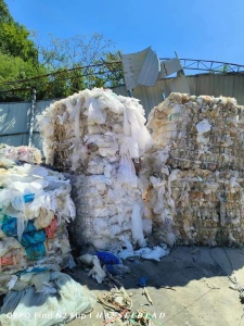 出售一级PE纯高压膜、二级PE膜高低压混打