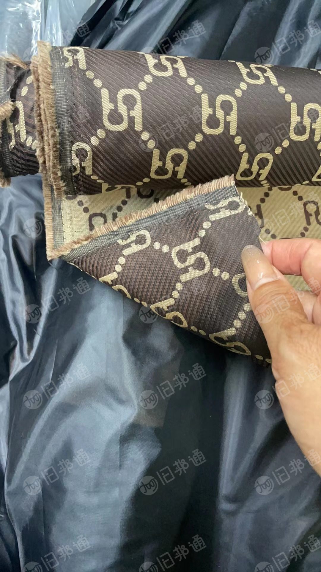 长期大量出售牛津布、库存布,目前现货有一万多匹