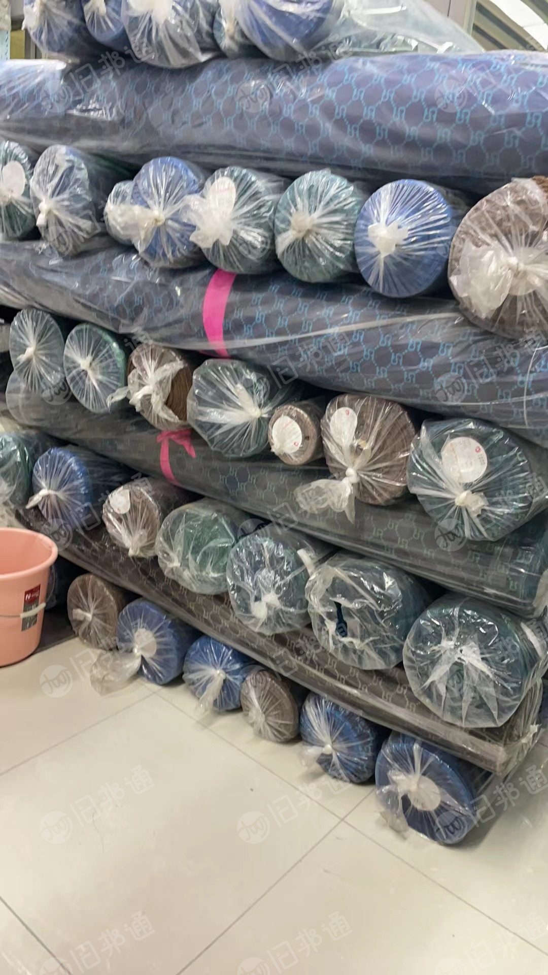长期大量出售牛津布、库存布,目前现货有一万多匹