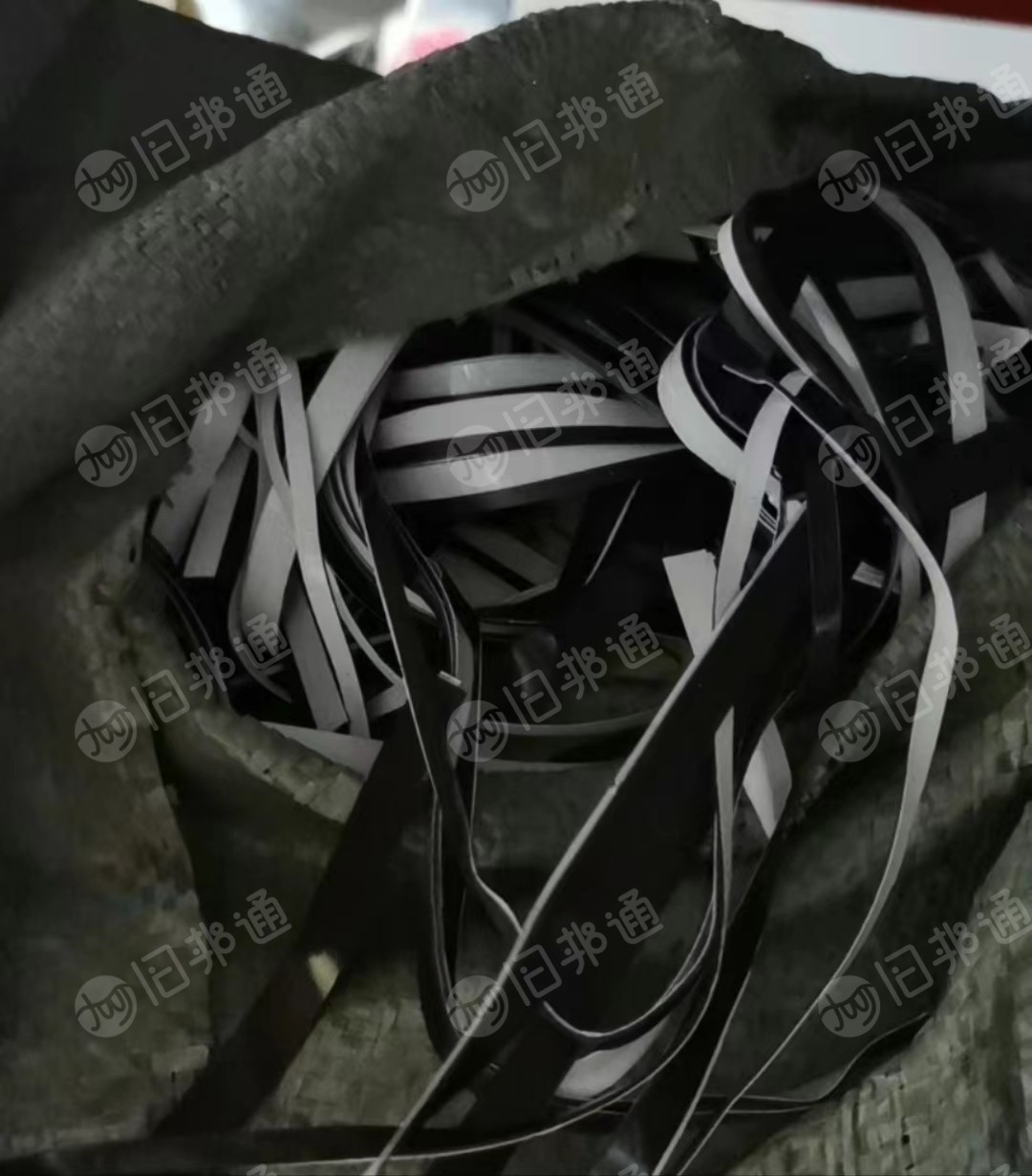冰箱贴橡胶 软磁边角料,现货出售