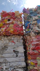 出售分色丙压块，现货1挂车多，漂沉6.5：3.5