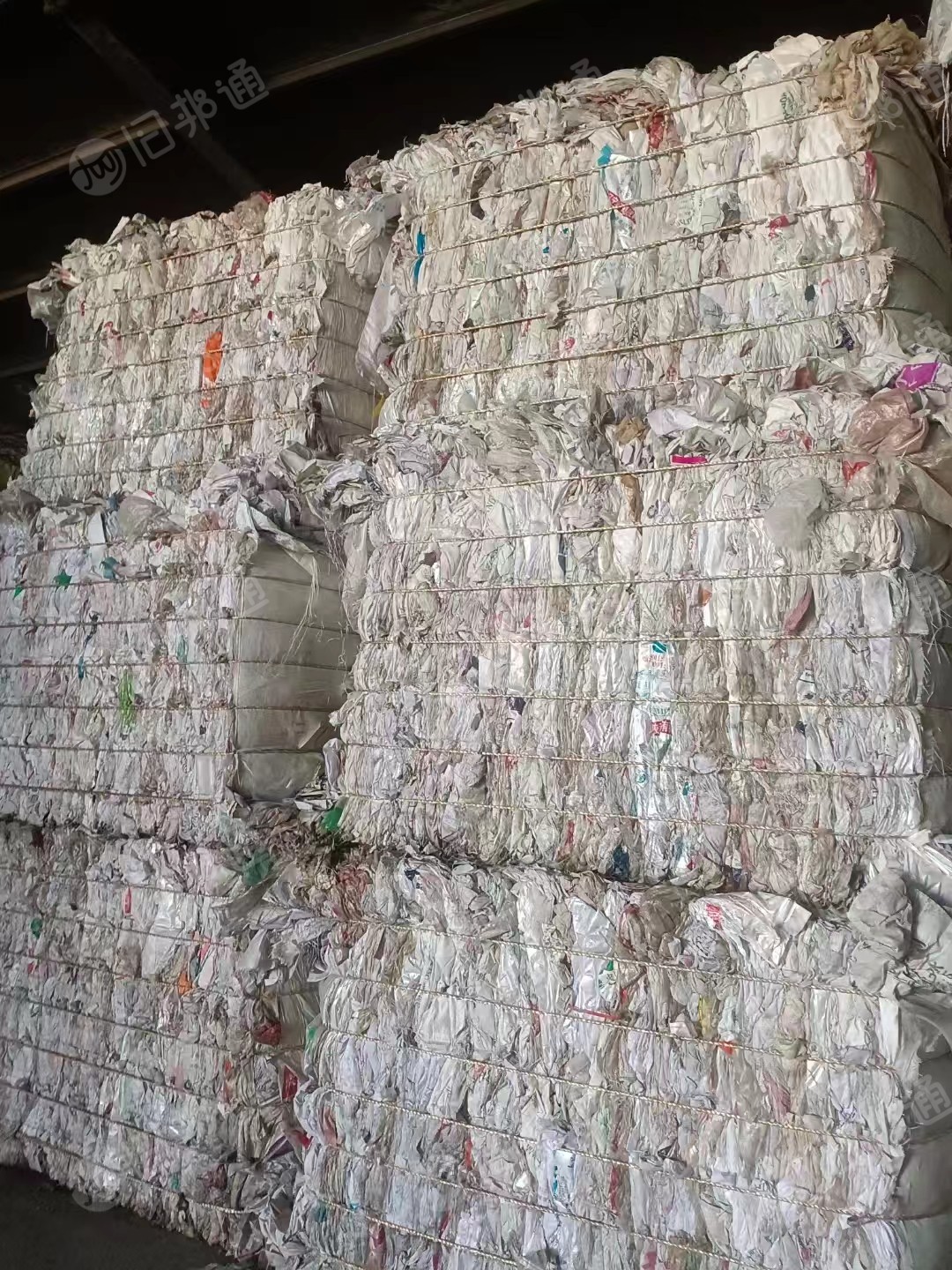 出售水洗吨包废料,水洗编织袋废料