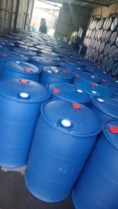 出售清洗好的二手大蓝桶，没有标签纸，现货9米6一车，单个9.5公斤