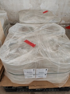 出售进口pet膜原卷，不带胶，宽幅基本都是1000mm往上的，有不同规格