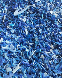 出售大蓝桶，小蓝桶破碎料，长期供应