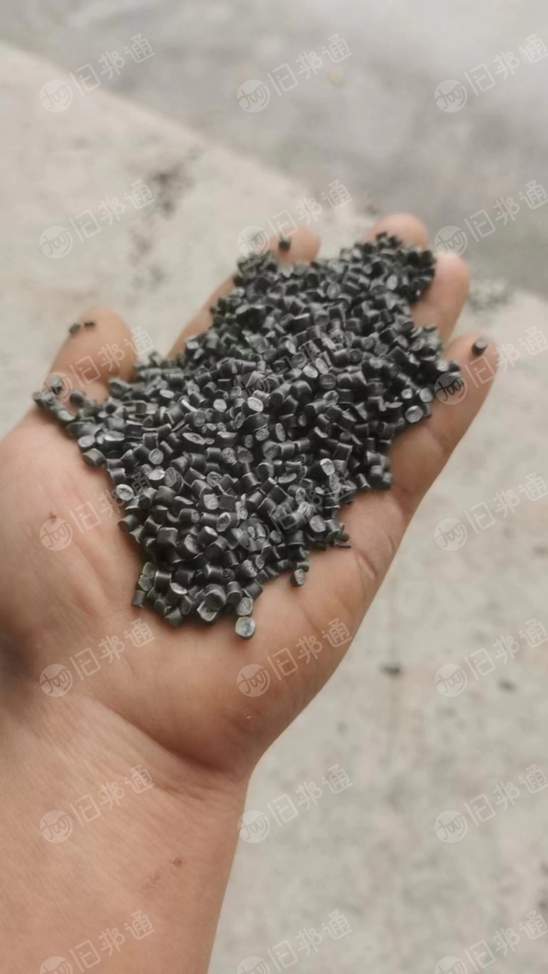 出售PP颗粒,有黑色和灰色的