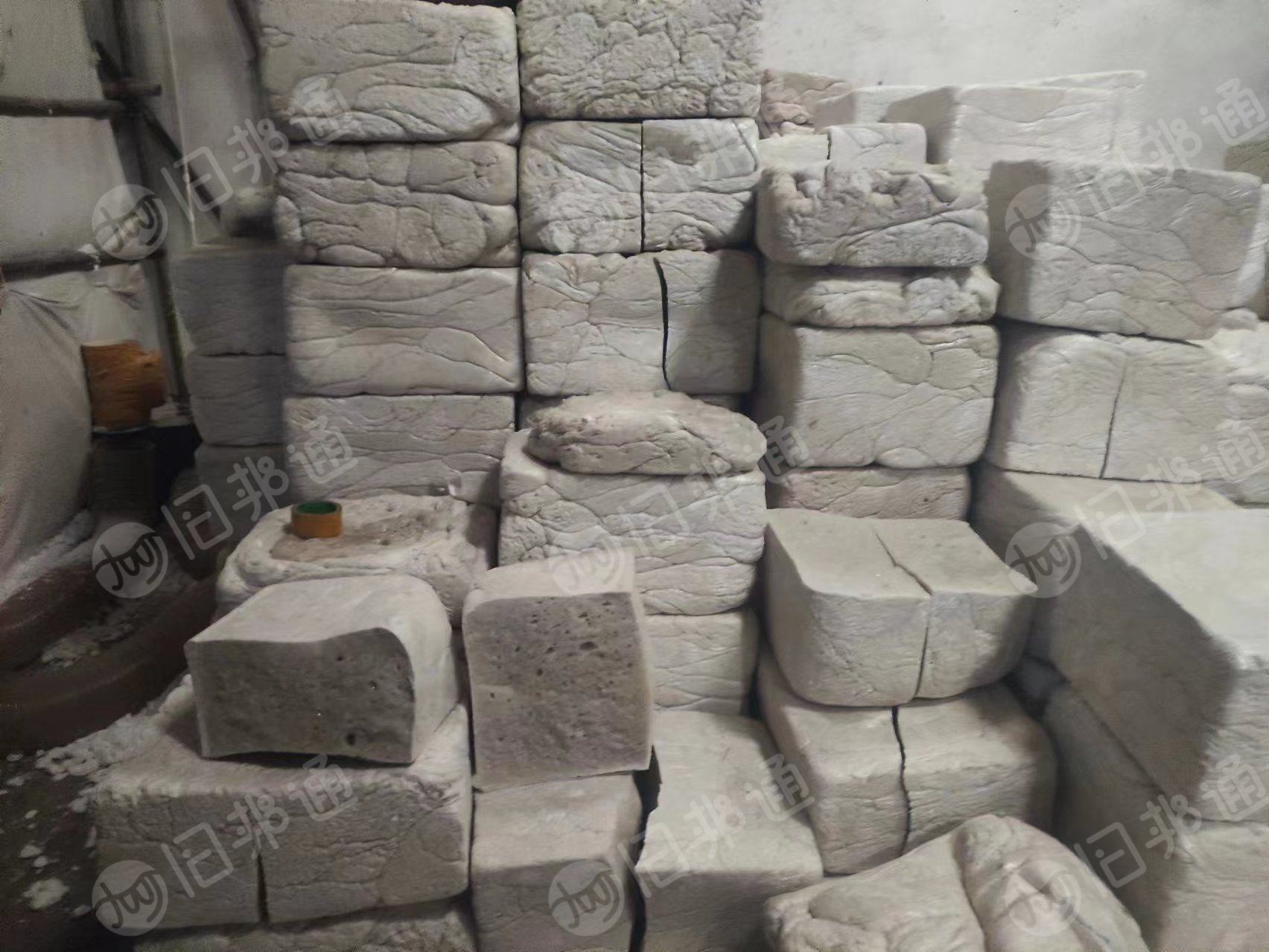 出售热熔块,现货30来吨