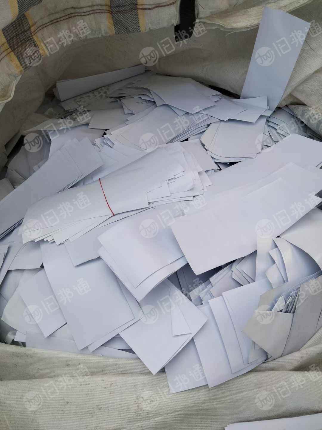 出售白色单面淋膜纸,吨袋装
