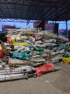 出售PVC大小管毛料，现货4*2一车，月供15吨，