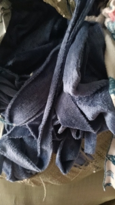 出售玩具绒下脚料，玩具绒，拉丝料，杂色