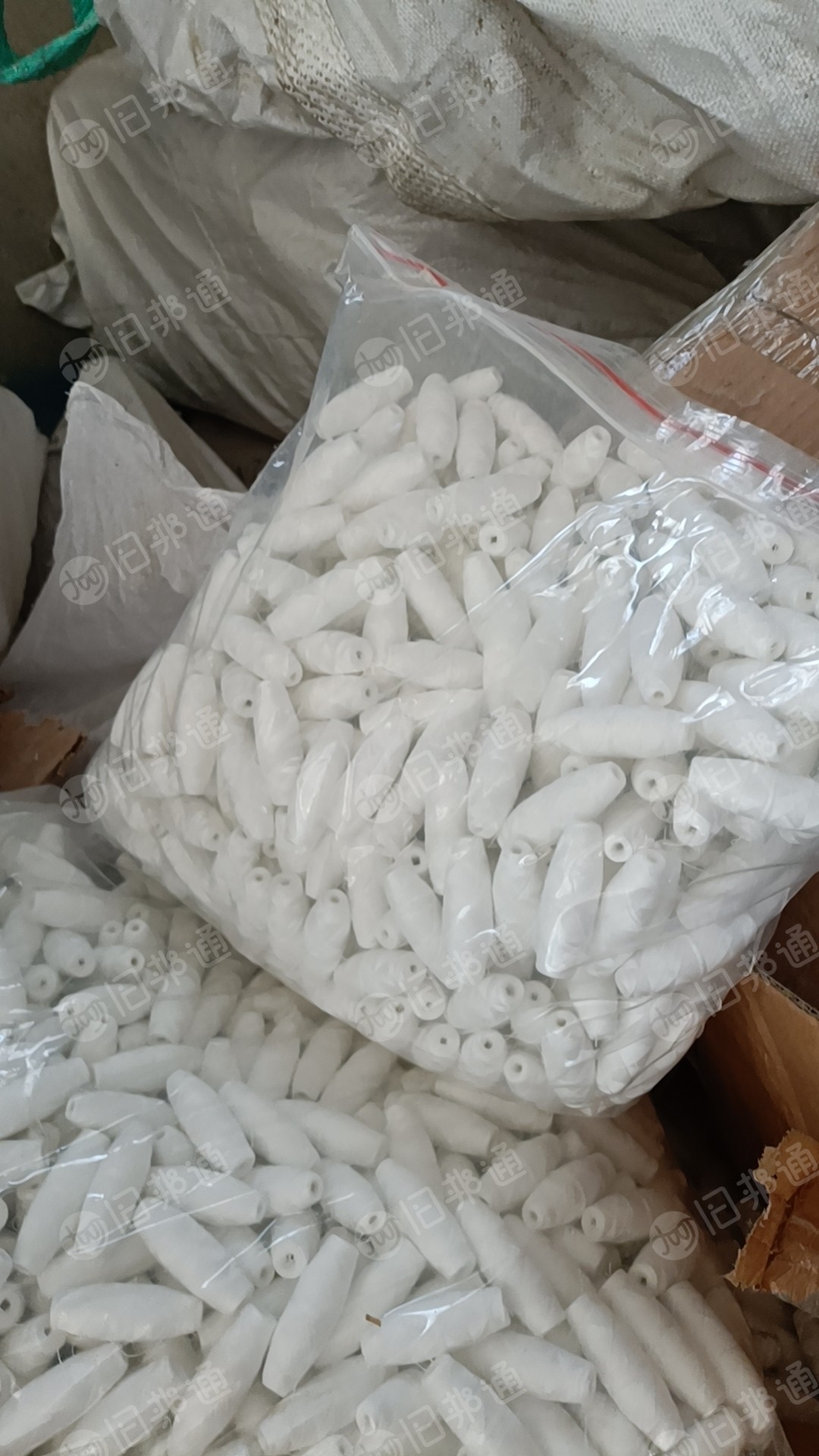 出售涤论绣花线 人棉毛边20吨
