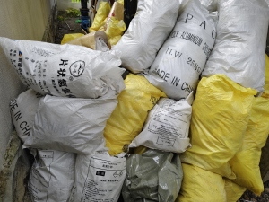 出售干燥编织袋，现货不多，可以免费送，后续月供几百斤，找长期客户