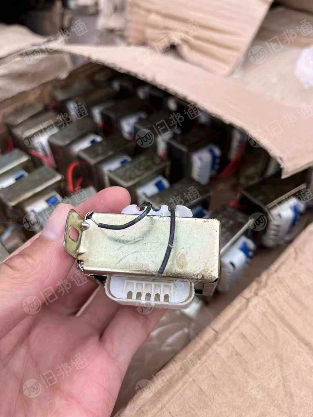 出售变压器,现货几十吨