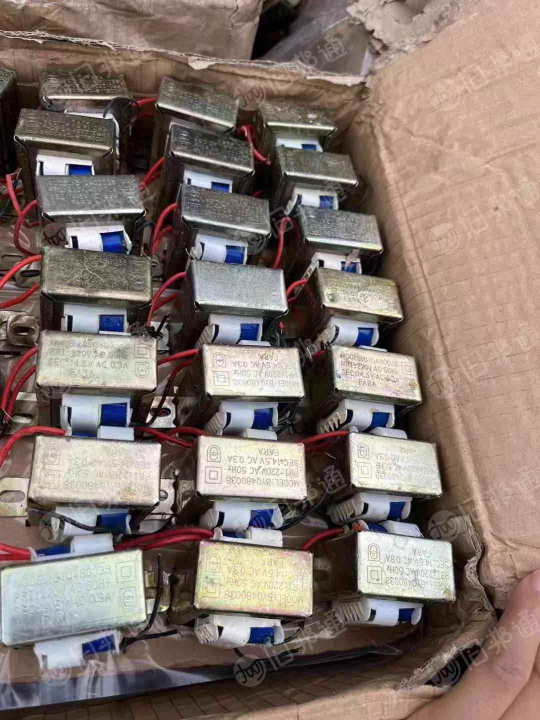 出售变压器,现货几十吨