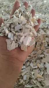 长期出售ABS墙壁开关破碎料，月供几十吨