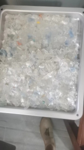 出售PET冷洗蓝白瓶片，月供300吨