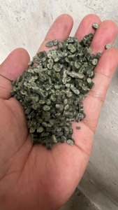 出售编织袋颗粒，过60目，一个月400-500吨