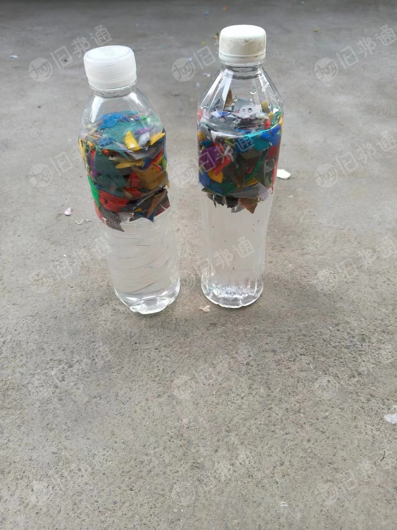 出售花乙大白破碎料,纯机油壶的清水上漂料