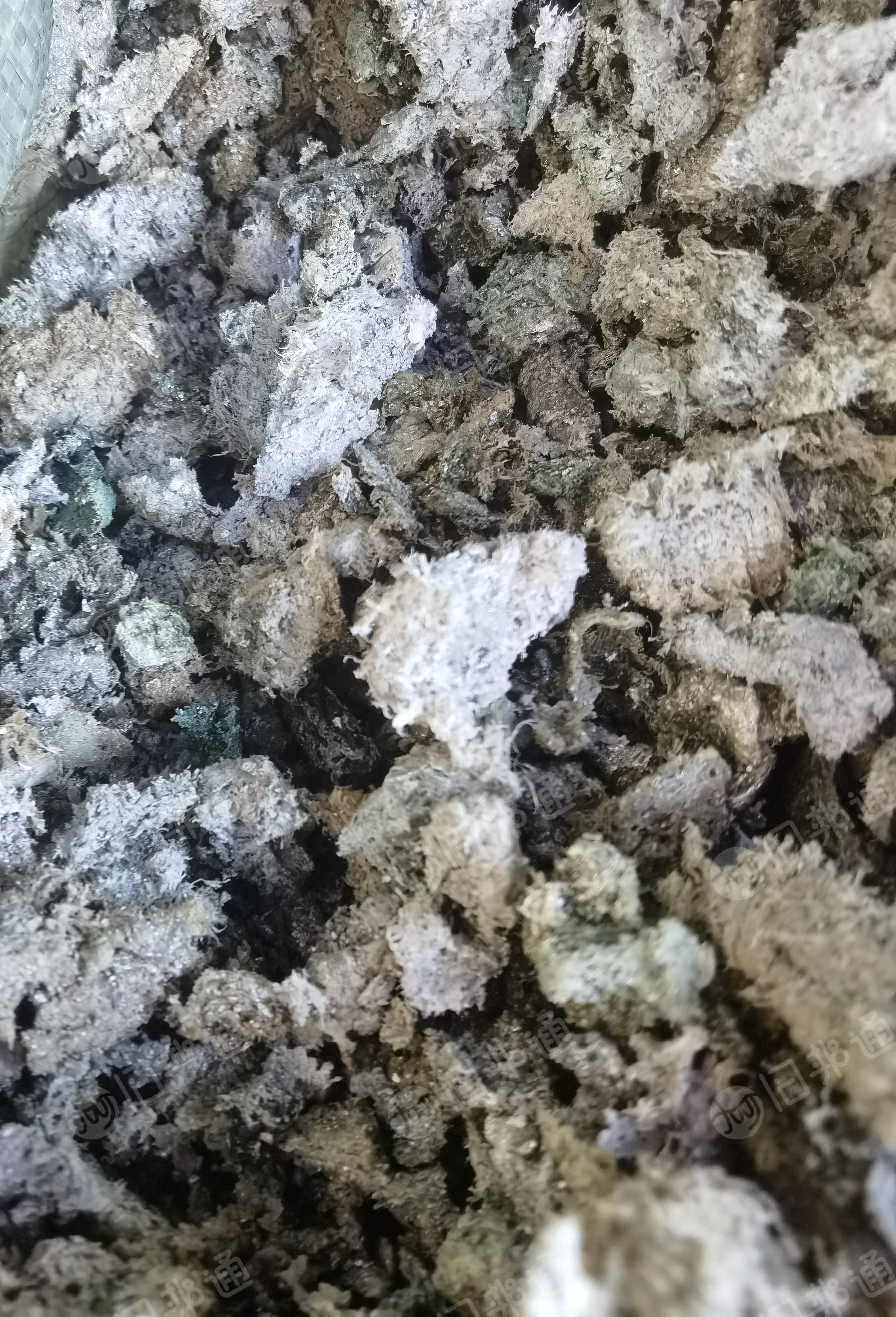 长期出售PE铝膜做的破碎料,现货40吨 ,注塑用
