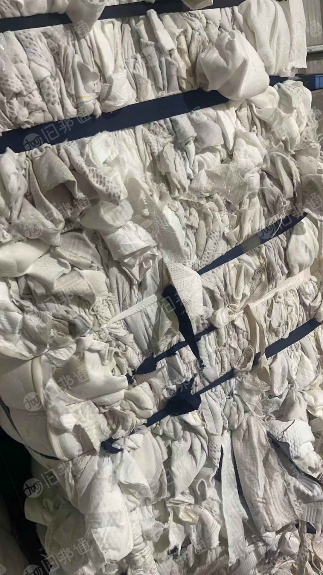 长期出售涤棉边角料,床垫下脚料。月供十几吨,在广东广州