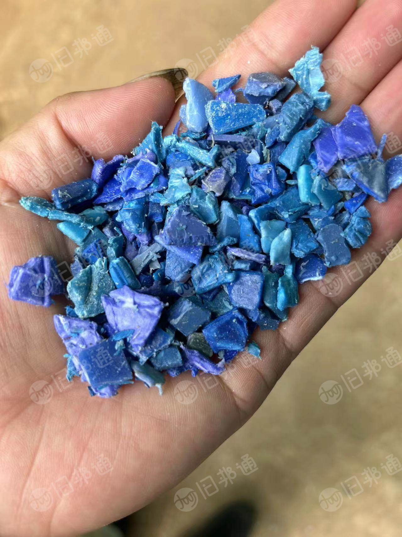 求购PE垃圾桶破碎料,低压框破碎料