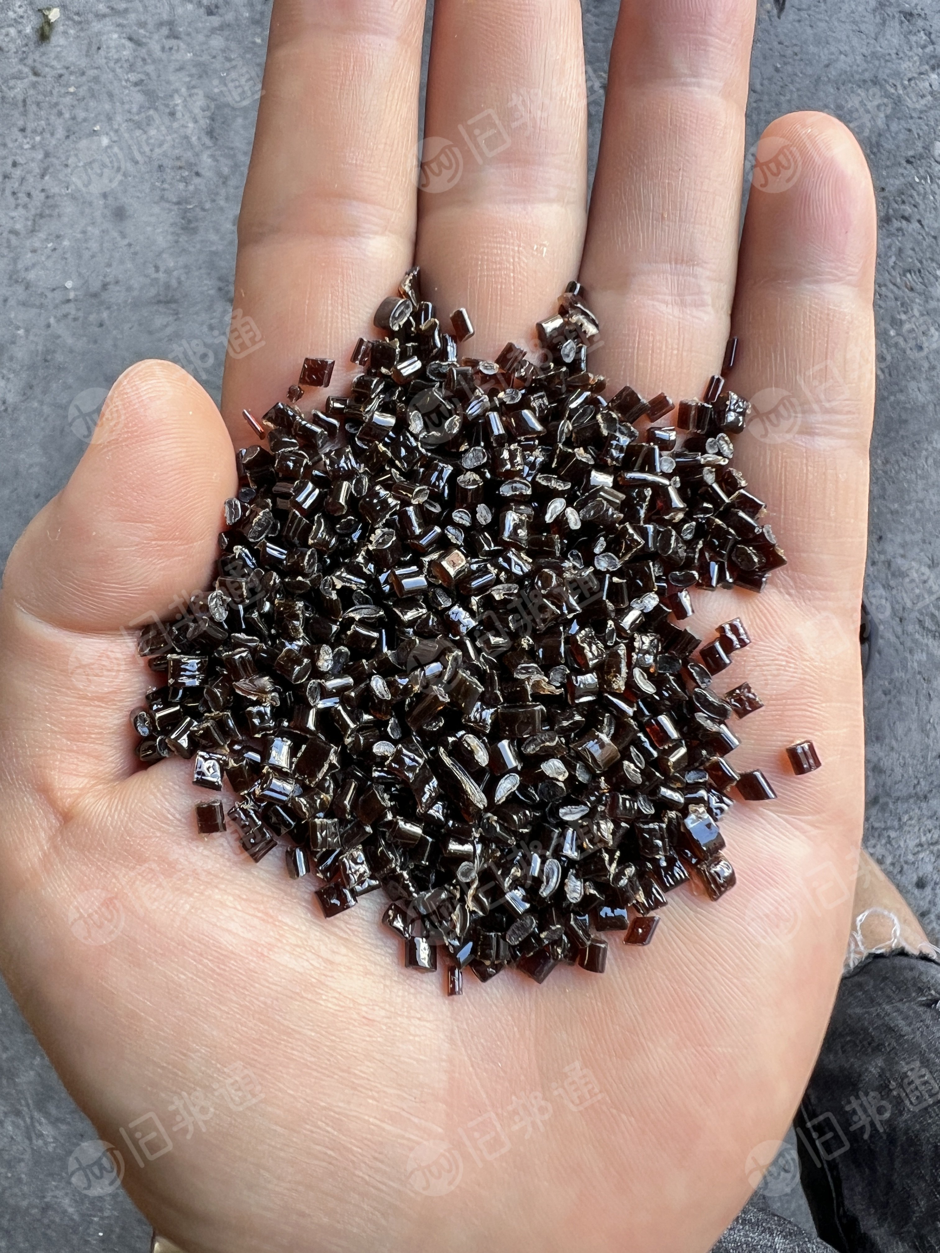 出售日本进口PET咖啡瓶片切片,现货70吨