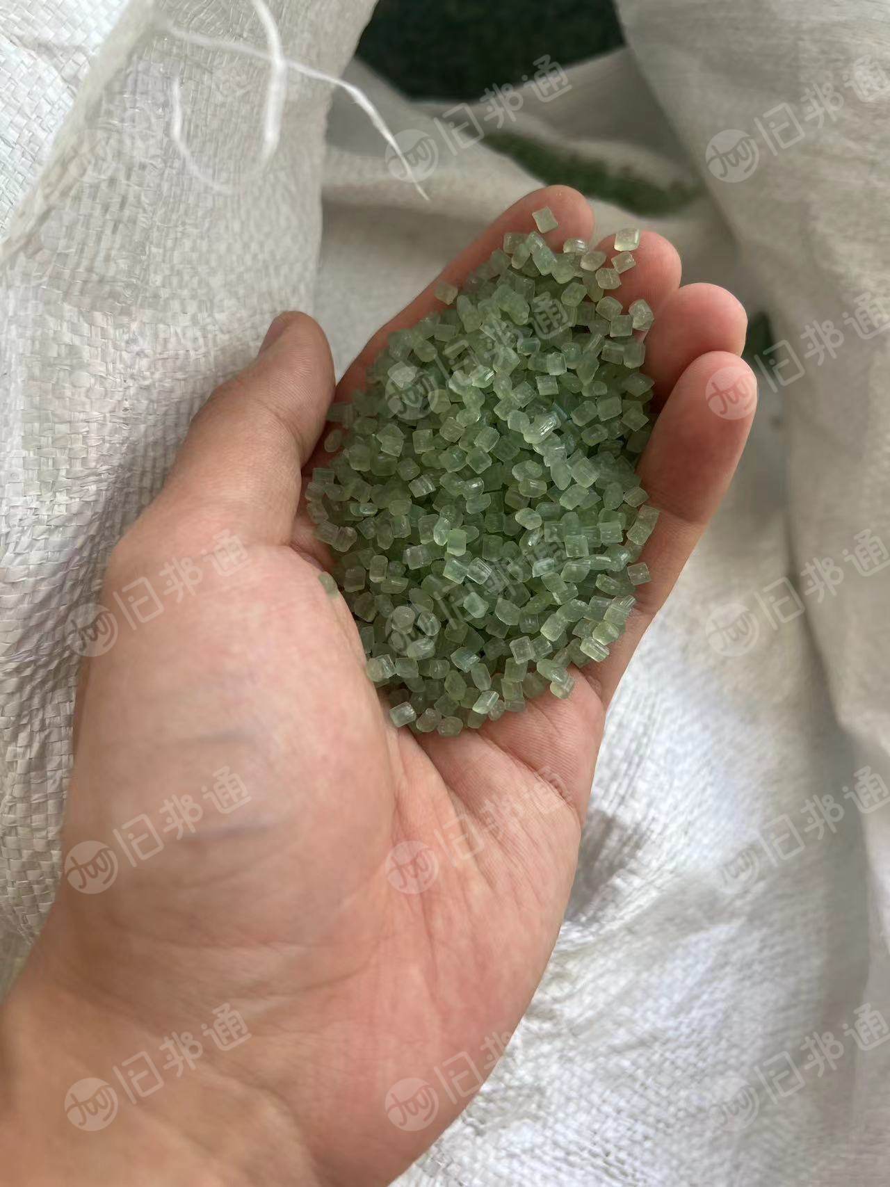 出售PE绿色颗粒,过60目,月供100吨