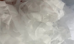 出售PP无纺布边角料 现货五吨