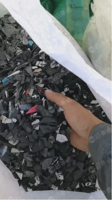 出售pp保险杠破碎料,汽车内饰破碎料,已过水烘干,现货40多吨