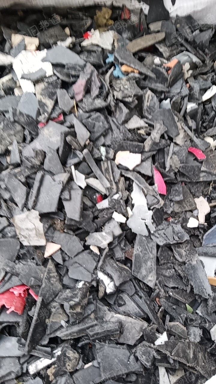 长期供应摩配,车座料,汽车内饰,保险杠,涂料桶花工程丙等各种注塑颗粒