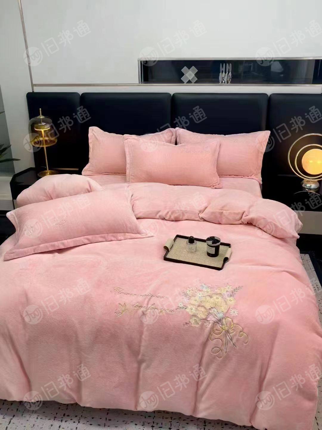 出售库存床上用品,四件套,牛奶绒