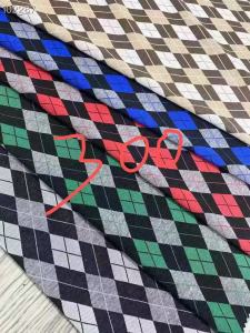 出售库存布针织TR的色织提花布，门幅160左右克重270，有现货，货在广东广州