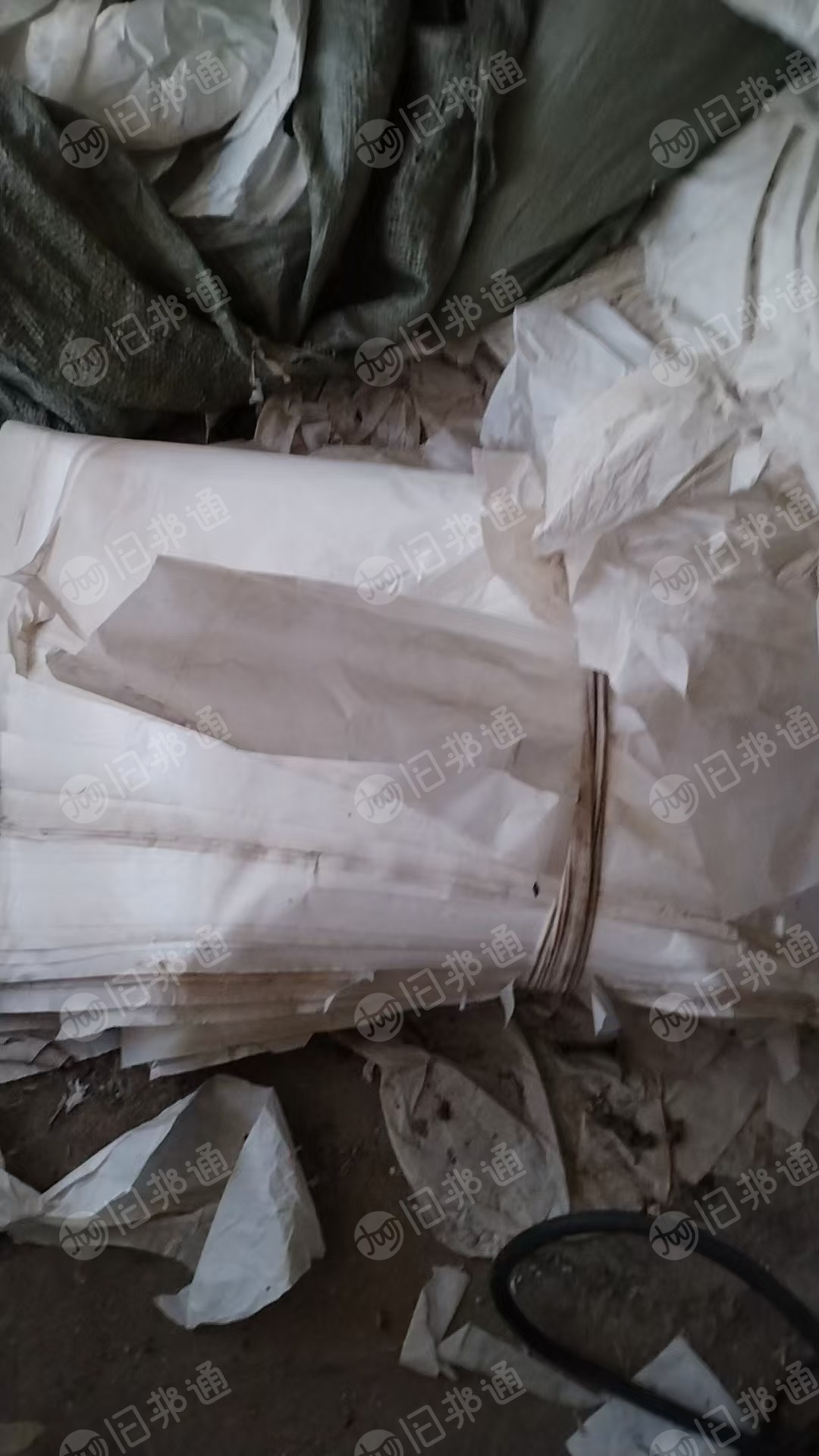 出售一批废淋膜纸,硅油纸