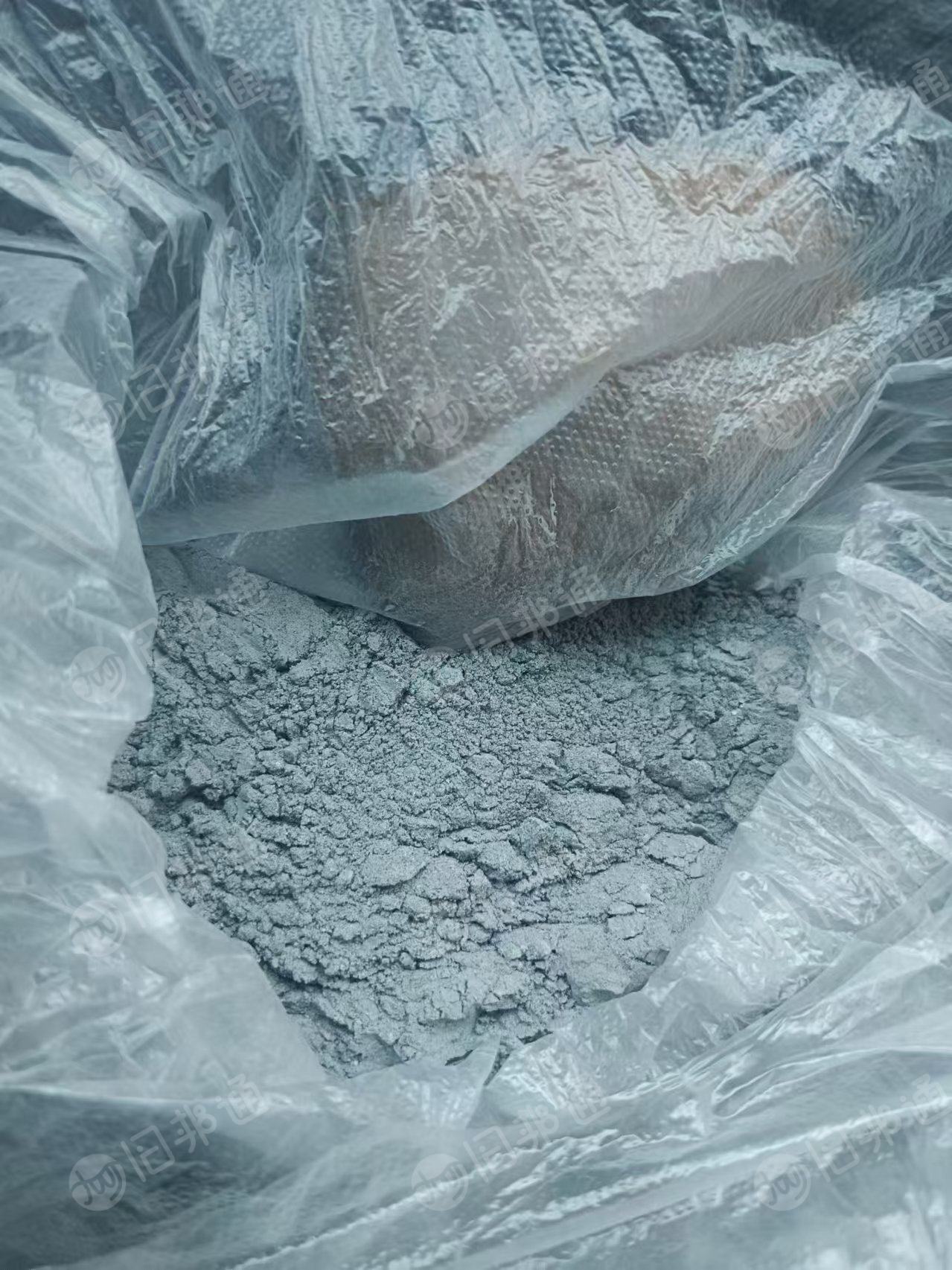 出售钢厂除尘灰,锌含量50左右,氯离子3以内,水七八个