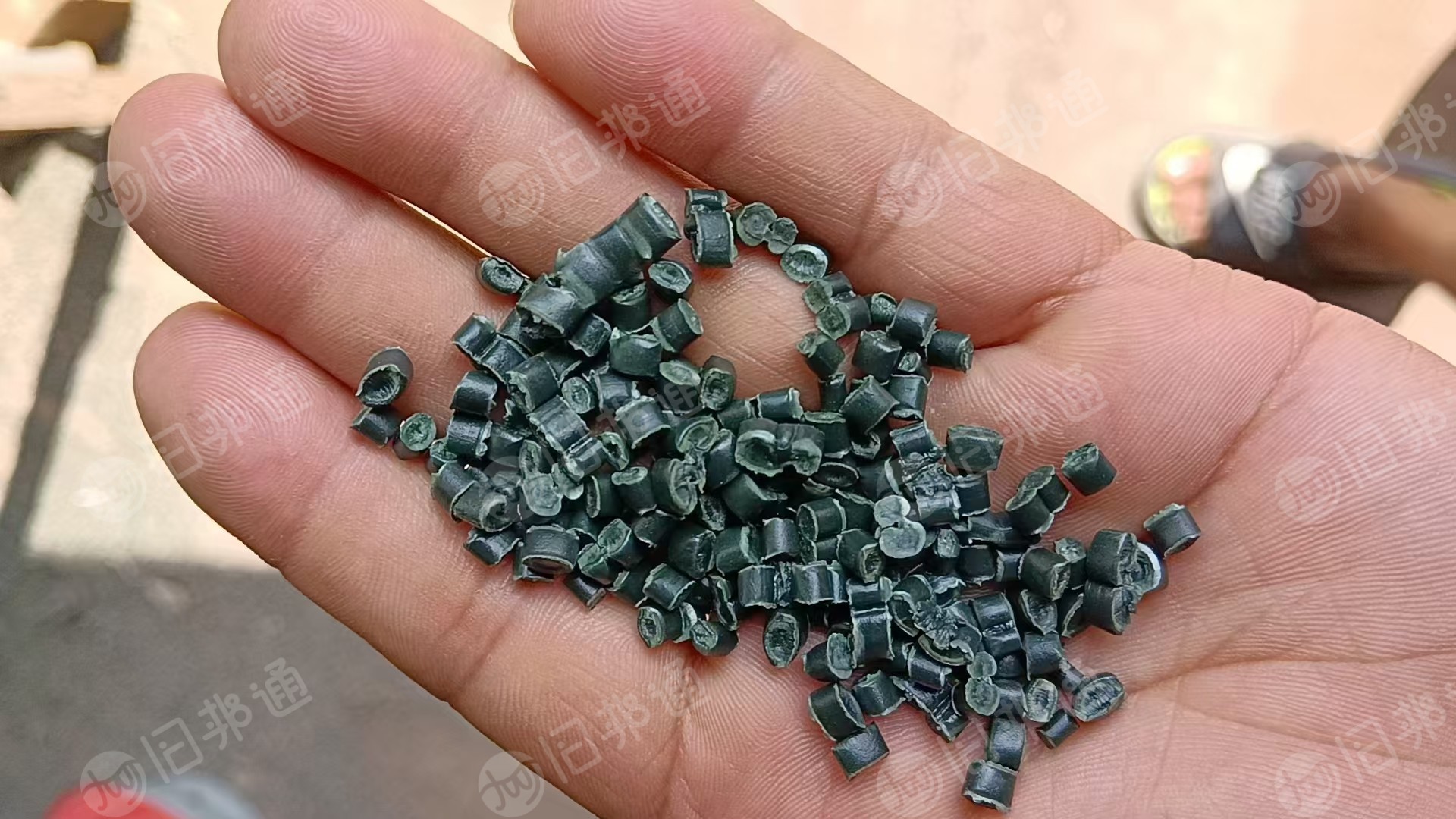 出售编织袋颗粒,过60跟80目,长期有货