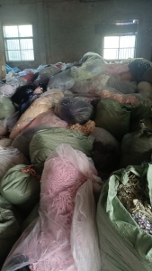 长期大量出售定型条，染厂碎布料，纯棉下脚料