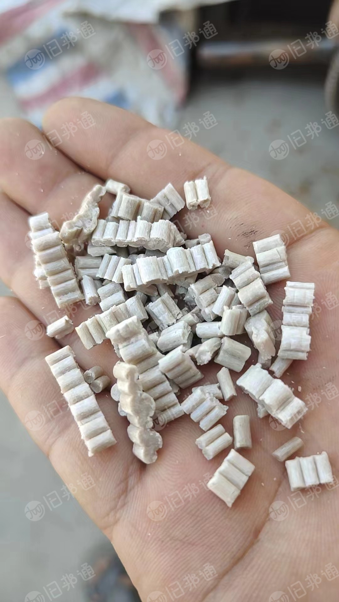 长期出售eps颗粒,过60目,现货30吨