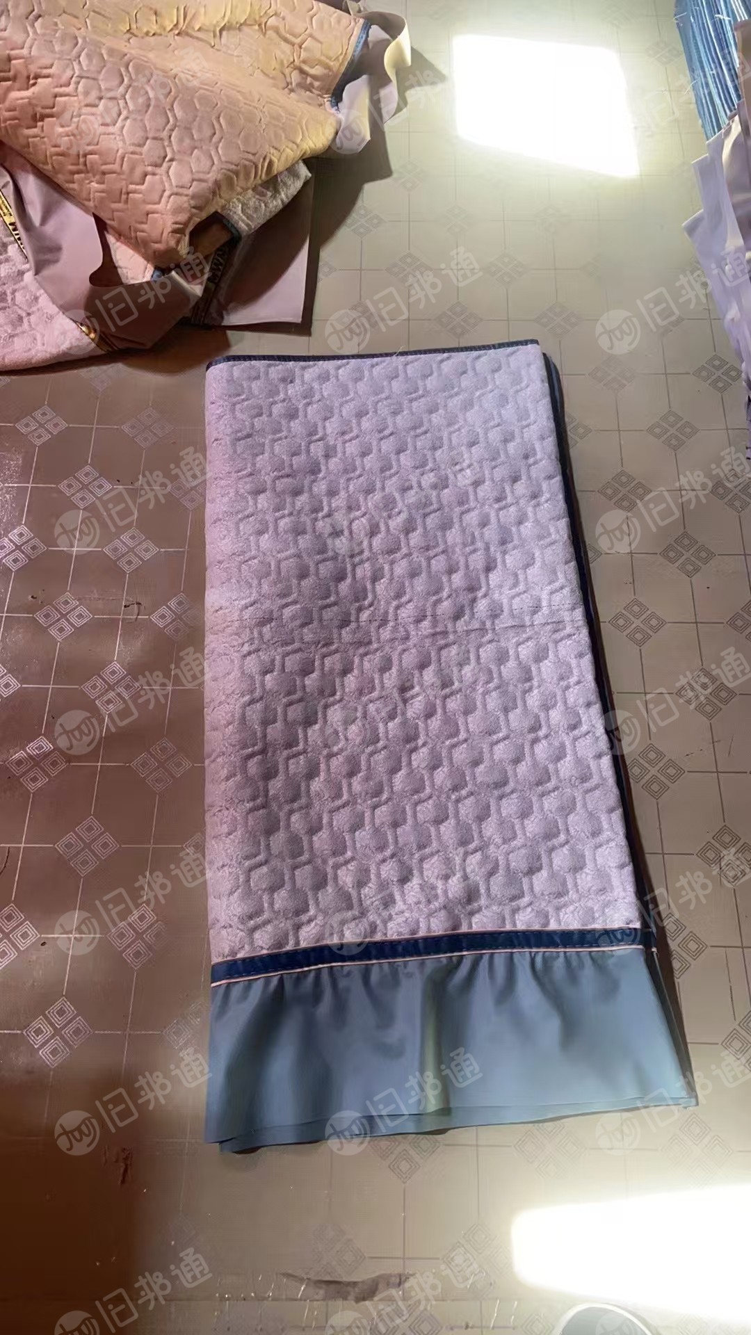 出售成品沙发垫,雪尼尔的,现货有一千多条