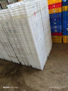 出售二手水果筐毛料,龙眼框5000个,黑框1000个