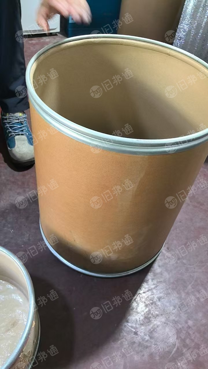 出售大纸筒,高度50cm,直径40cm